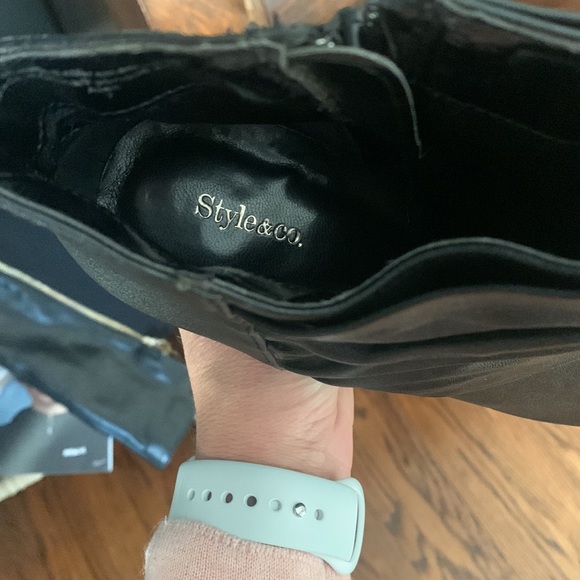 EUC Black Faux Leather Booties - Picture 7 of 8